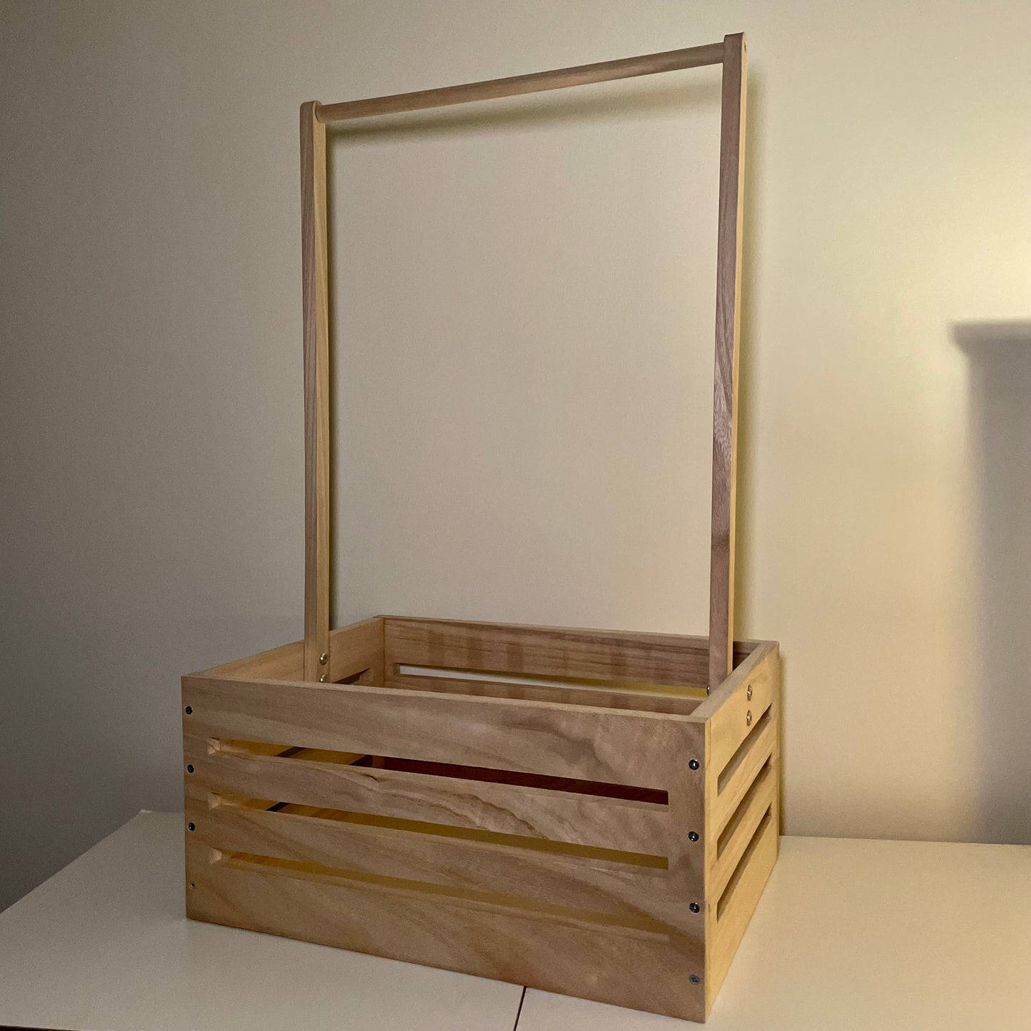 Crate hamper